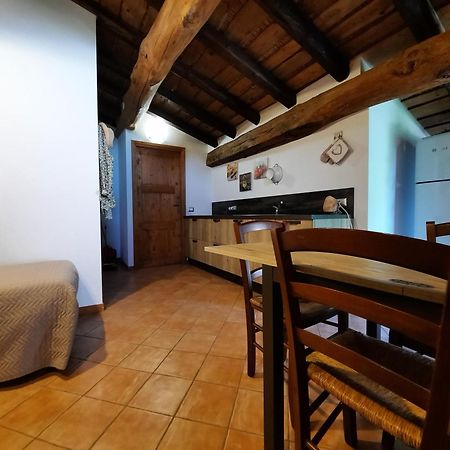 Corte Davini Agriturismo Монцамбано Экстерьер фото