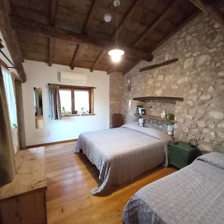 Corte Davini Agriturismo Монцамбано Экстерьер фото